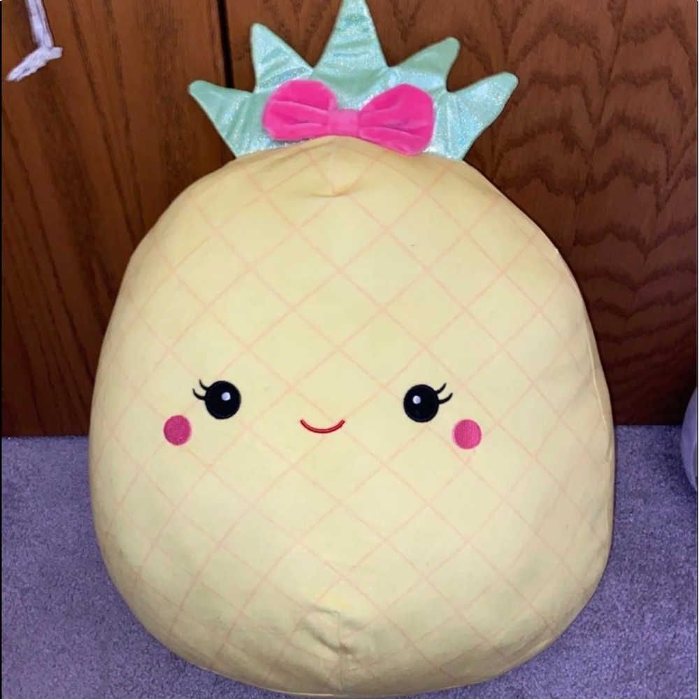 Squishmallow Maui